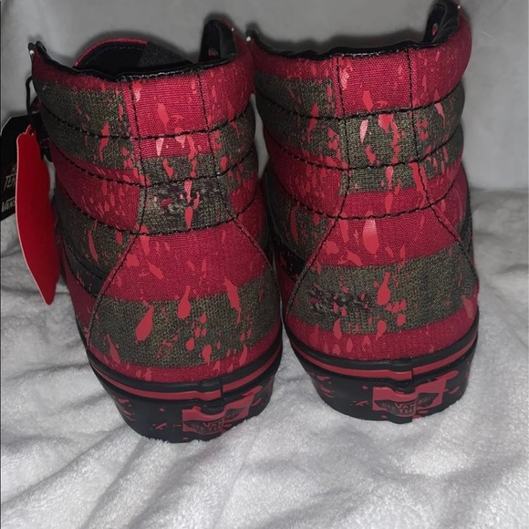 Nightmare on Elm Street VANS - Picture 3 of 6